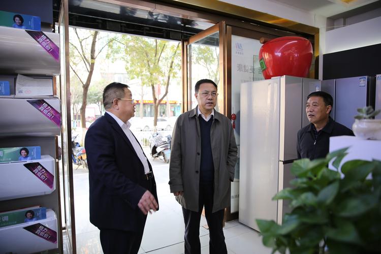 法治护航民企 检企共促发展——市检察院检察长张发魁联系服务民办培训服务机构侧记