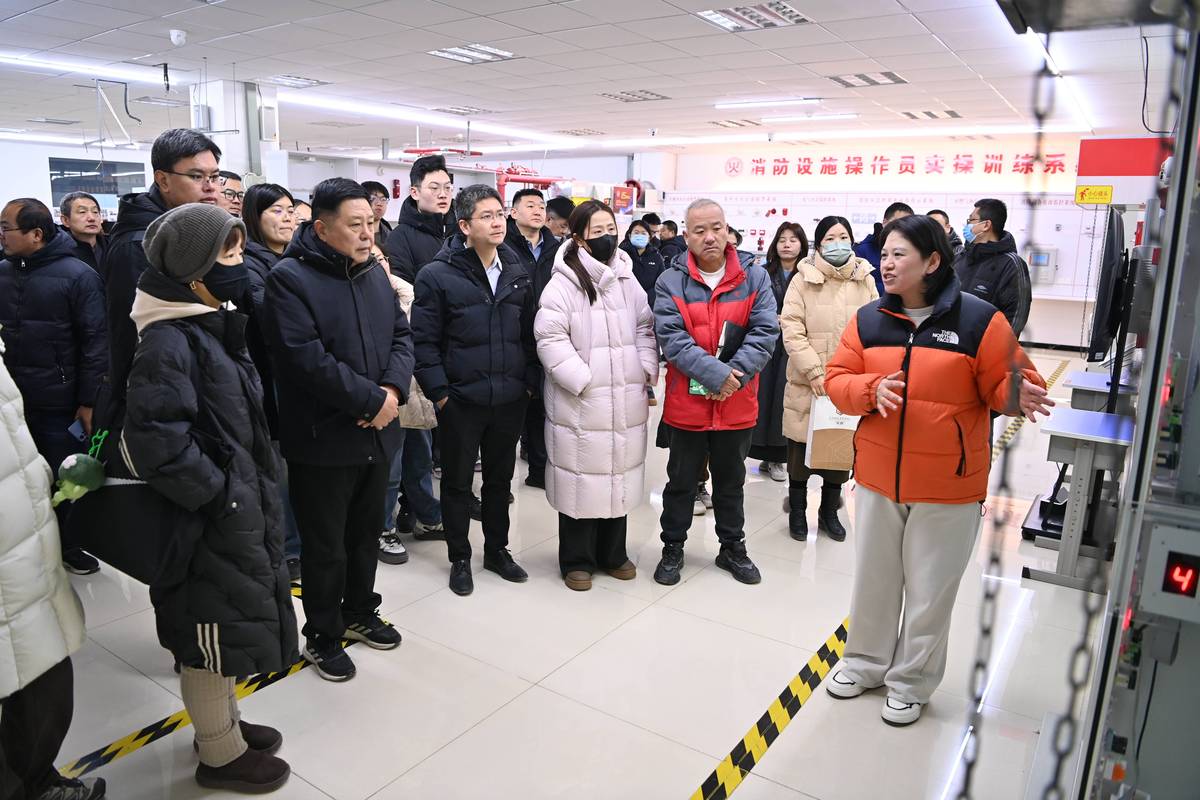筑牢安全防线 东营消防开展全市技工院校和民办职业培训机构消防安全培训演练